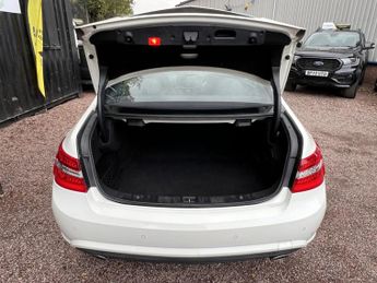 MERCEDES-BENZ E CLASS 3.0 E350 CDI V6 BlueEfficiency Sport