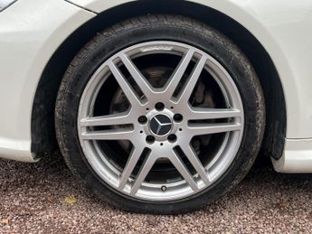 MERCEDES-BENZ E CLASS 3.0 E350 CDI V6 BlueEfficiency Sport