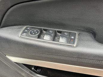 MERCEDES-BENZ E CLASS 3.0 E350 CDI V6 BlueEfficiency Sport