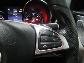 MERCEDES-BENZ C CLASS 2.1 C220d AMG Line (Premium Plus) Cabriolet G-Tronic+ Euro 6 (s/