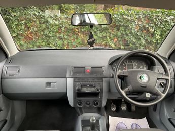 SKODA FABIA 1.4 Classic 5dr
