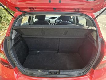 HYUNDAI I20 1.4 CRDi Comfort