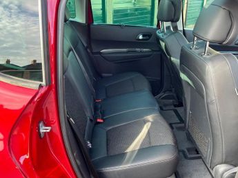 PEUGEOT 3008 1.6 BlueHDi Allure