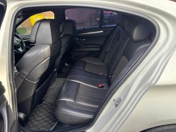 BMW M5 4.4 V8 M Performance Edition