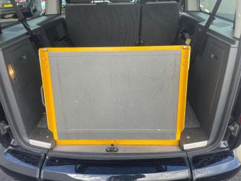 VOLKSWAGEN CADDY MAXI LIFE 1.6 TDI CR DSG Euro 5 5dr