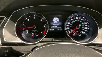 VOLKSWAGEN PASSAT 2.0 TDI BlueMotion Tech GT