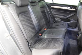 VOLKSWAGEN PASSAT 2.0 TDI BlueMotion Tech GT