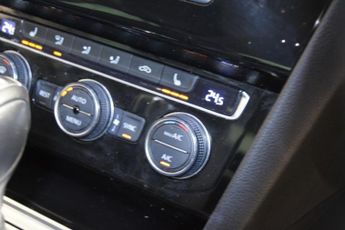 VOLKSWAGEN PASSAT 2.0 TDI BlueMotion Tech GT