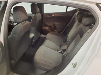 VAUXHALL ASTRA 1.4i Turbo SRi VX Line Nav Auto Euro 6 (s/s) 5dr