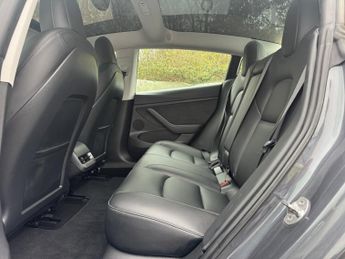 TESLA MODEL 3 (Dual Motor) Long Range