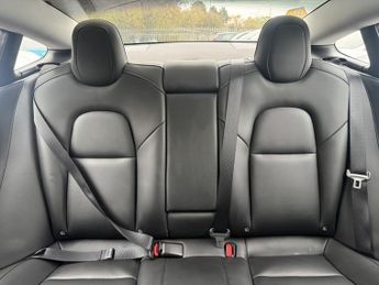 TESLA MODEL 3 (Dual Motor) Long Range