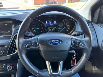 FORD FOCUS 1.5 TDCi Zetec