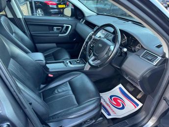 LAND ROVER DISCOVERY SPORT 2.0 TD4 HSE Black Auto 4WD Euro 6 (s/s) 5dr