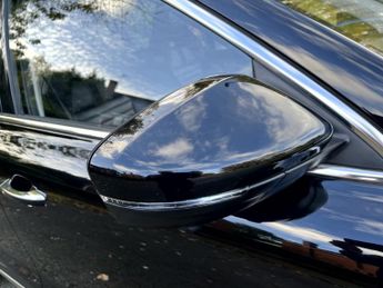 MG HS 1.5 T-GDI 16.6kWh Exclusive