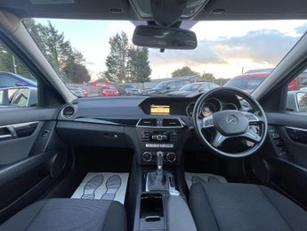 MERCEDES-BENZ C CLASS 1.8 C180 BlueEfficiency SE