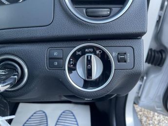 MERCEDES-BENZ C CLASS 1.8 C180 BlueEfficiency SE