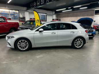 MERCEDES-BENZ A CLASS 1.3 A200 Sport