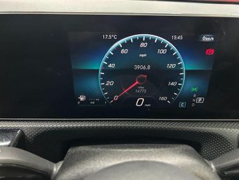 MERCEDES-BENZ A CLASS 1.3 A200 Sport