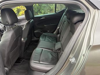 VAUXHALL ASTRA 1.4 i Turbo Elite Nav