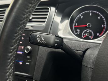 VOLKSWAGEN GOLF 1.6 TDI Match