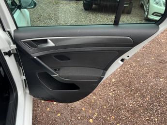 VOLKSWAGEN GOLF 1.6 TDI Match