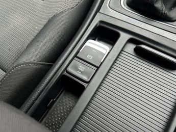 VOLKSWAGEN GOLF 1.6 TDI Match