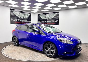 Ford Focus 2.0 T EcoBoost ST-2