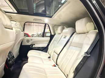 LAND ROVER RANGE ROVER 4.4 SD V8 Vogue SE
