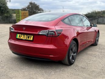 TESLA MODEL 3 Standard Range Plus