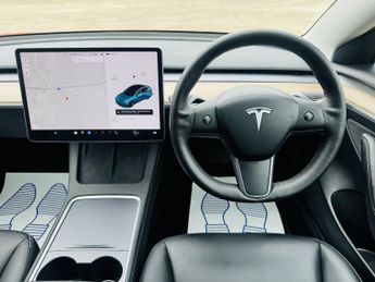 TESLA MODEL 3 Standard Range Plus