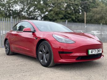 TESLA MODEL 3 Standard Range Plus
