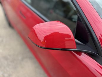 TESLA MODEL 3 Standard Range Plus