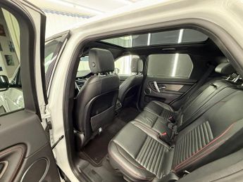 LAND ROVER DISCOVERY SPORT 2.0 D180 MHEV R-Dynamic SE Auto 4WD Euro 6 (s/s) 5dr