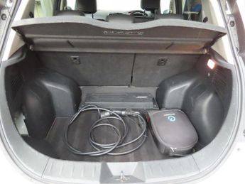 NISSAN LEAF 30kWh Tekna Auto 5dr