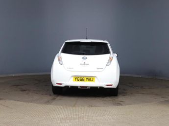 NISSAN LEAF 30kWh Tekna Auto 5dr