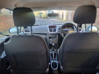 PEUGEOT 207 1.4 16v S