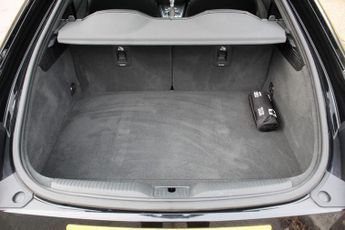 AUDI TT 2.0 TFSI 40 Black Edition