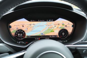 AUDI TT 2.0 TFSI 40 Black Edition