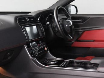JAGUAR XE 2.0d [180] R-Sport 4dr Auto