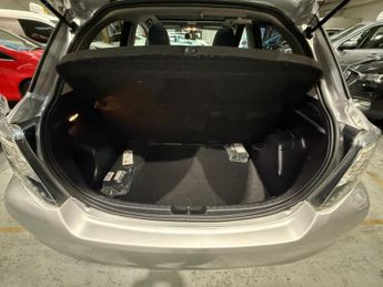 TOYOTA YARIS 1.5 VVT-h Trend