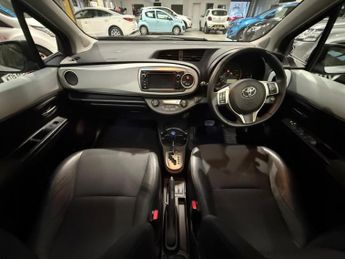 TOYOTA YARIS 1.5 VVT-h Trend