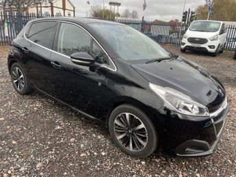 Peugeot 208 1.2 PureTech Tech Edition