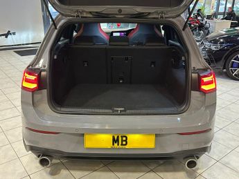 VOLKSWAGEN GOLF 2.0 TSI GTI