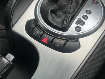 AUDI TT 2.0 TDI Black Edition