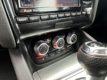 AUDI TT 2.0 TDI Black Edition