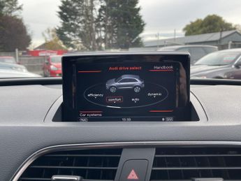 AUDI Q3 2.0 TFSI Black Edition