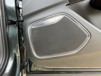 AUDI Q3 2.0 TFSI Black Edition