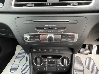 AUDI Q3 2.0 TFSI Black Edition