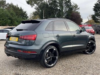 AUDI Q3 2.0 TFSI Black Edition