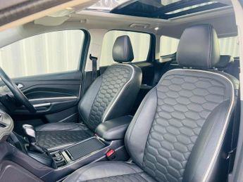 FORD KUGA 1.5T EcoBoost Vignale Auto AWD Euro 6 (s/s) 5dr